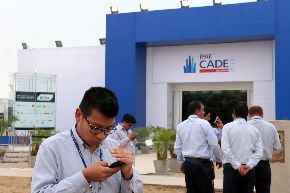 la 51 edición de CADE Ejecutivos - CADE 2013 en Paracas, Pisco, cuyo lema es "Renovando el Espíritu de Paracas", y reunirá a unos 1,000 empresarios de todo el país.Foto: ANDINA/Carlos Lezama.