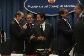 Reunión de representantes de los partidos políticos con el Premier, César Villanueva. Foto: ANDINA/Juan Carlos Guzmán.