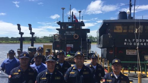 BAP Tigre trasladó ayuda para damnificados de Iquitos