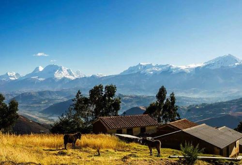 El Parque Nacional Huascarán ofrece hermosos escenarios naturales.