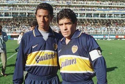 Nolberto Solano y Maradona