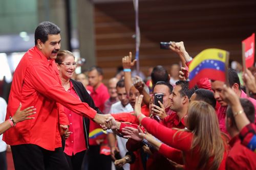 Maduro y su esposa Cilia Flores