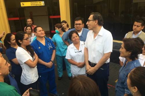 El presidente de la República, Martín Vizcarra, realizó esta mañana una visita inopinada al Hospital del Niño.Foto: ANDINA/Norman Córdova