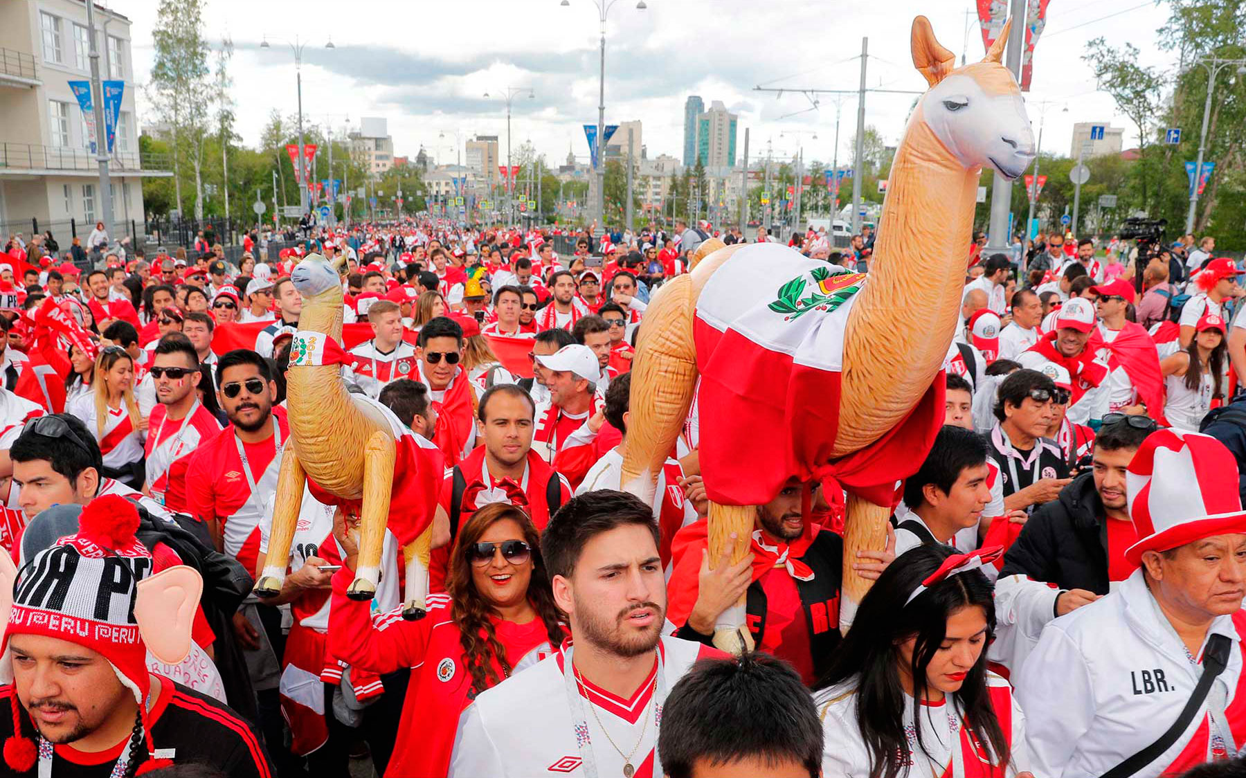 2018-06-21 636651876015591396 Mundial de Fútbol de Rusia 2018 Grupo C Partido Aficionados peruanos en moscú