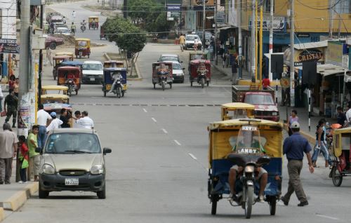 Existe una alta informalidad en el tránsito de vehículos en Chiclayo.